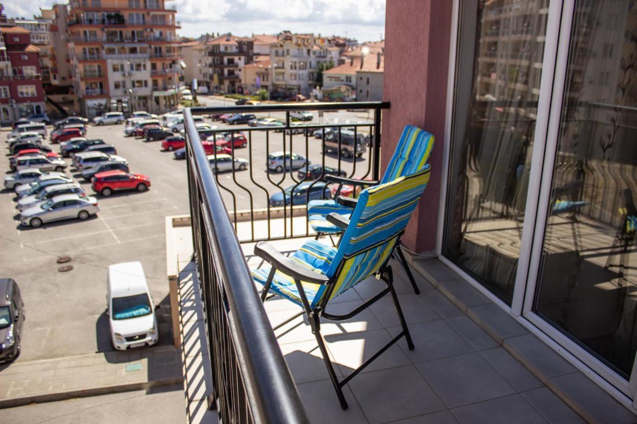 Central Couple Studio Pomorie Ngoại thất bức ảnh