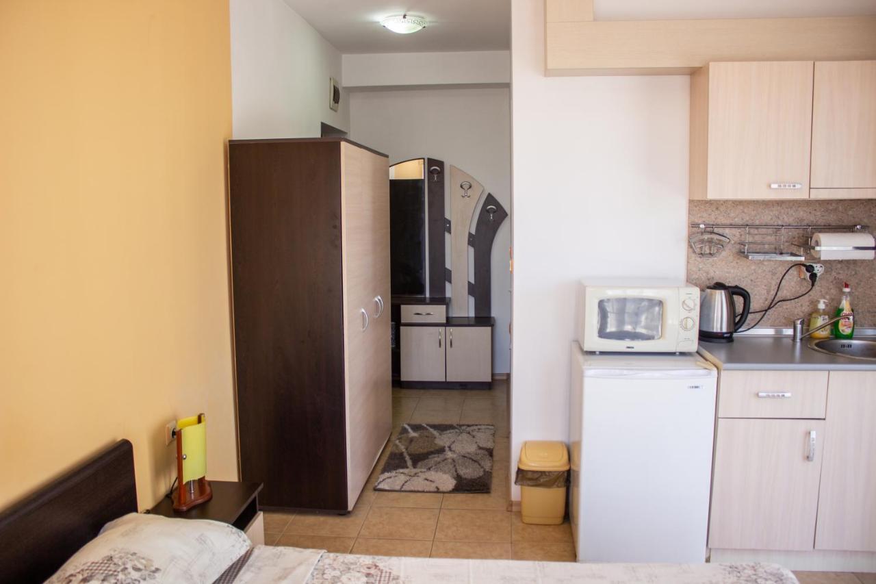 Central Couple Studio Pomorie Ngoại thất bức ảnh